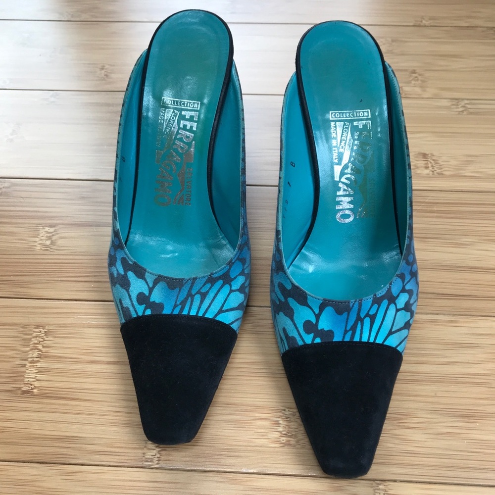 Salvatore Ferragamo Suede Leather Mules Sandals Blue Black Size 7M 🦋 - Picture 3 of 9